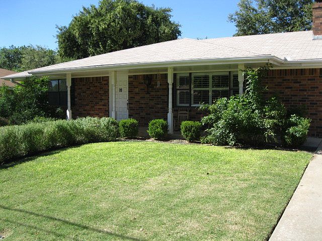 1st image of 114 Crestwood Dr