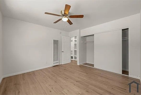 14636 Blythe St #4 — Photo 16