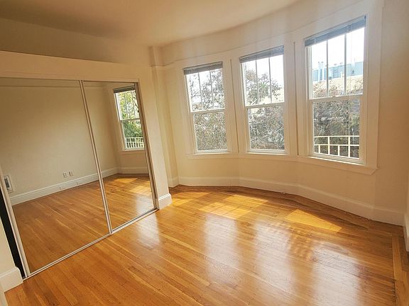 JR 1 BEDROOM WITH 513+/-SF OF LIVING SPACE $1000 DEPOSIT. DON'T MISS OUT. SCHEDULE YOUR SHOWING TODAY!