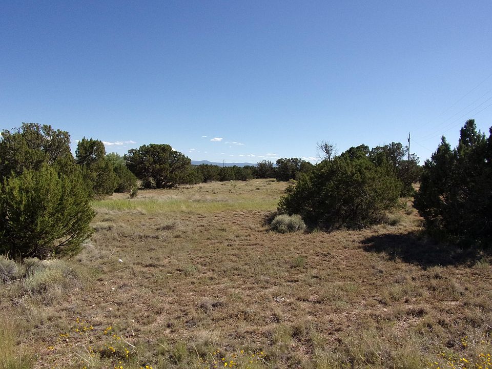 2nd image of 1 Evergreen Ln