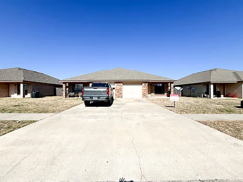 1303 Nicholas Cir #B Photo 1