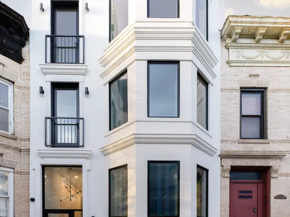 473 Bainbridge Street