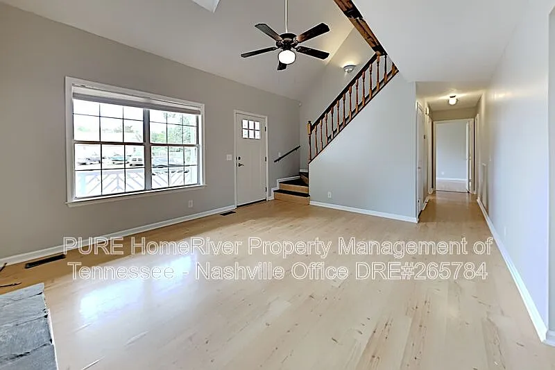 3 bed, 2.0 bath, 1786 sqft, $2,228 — Photo 4