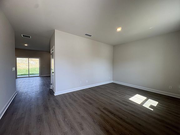 456 Stardust Drive, Homesite 115 Interior Image 4