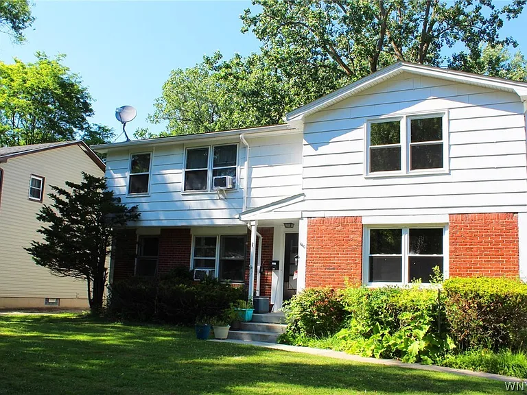140 Ayrault Dr #RIGHT — Photo 10