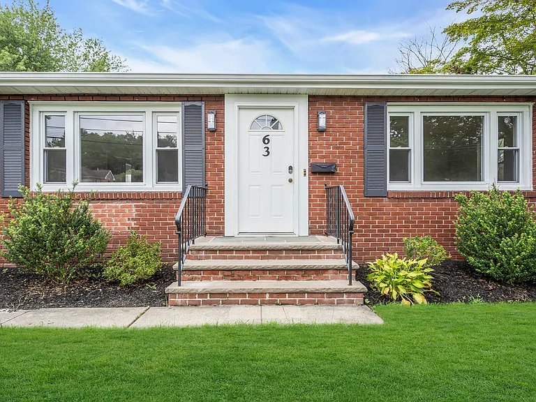 63 Livingston Ave #A — Photo 3