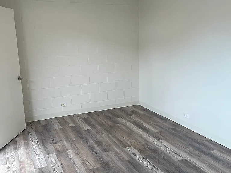 34 Hialoa St — Photo 3