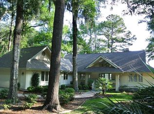 135 Victoria Dr, Hilton Head Island, SC 29926