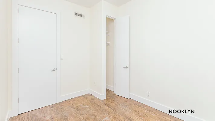 Rented by Nooklyn NYC LLC | media 14