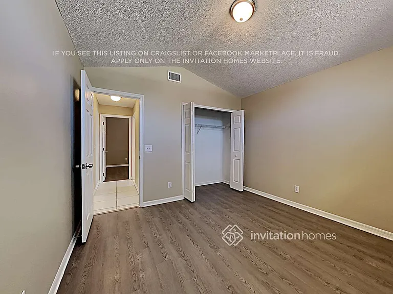 2920 Pebble Creek St — Photo 11