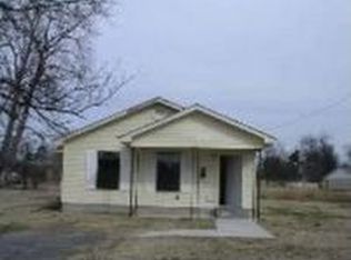 220 Barron St, England, AR 72046
