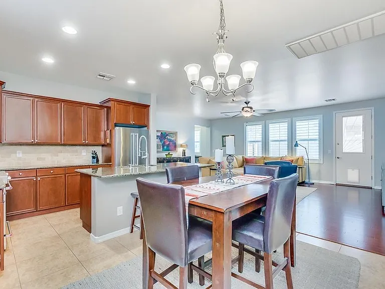 3487 E Windsor Dr — Photo 14