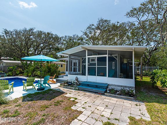3rd image of 248 HILDAGO Road