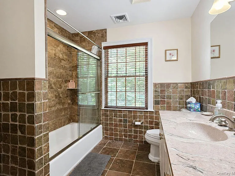 49 Woodville Rd — Photo 15