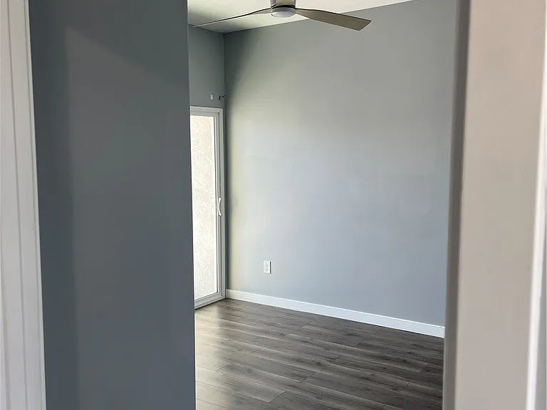 138 N Gage Ave E — Photo 11