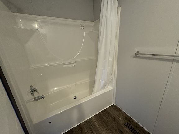 5th image of 4115 Bermond Ct