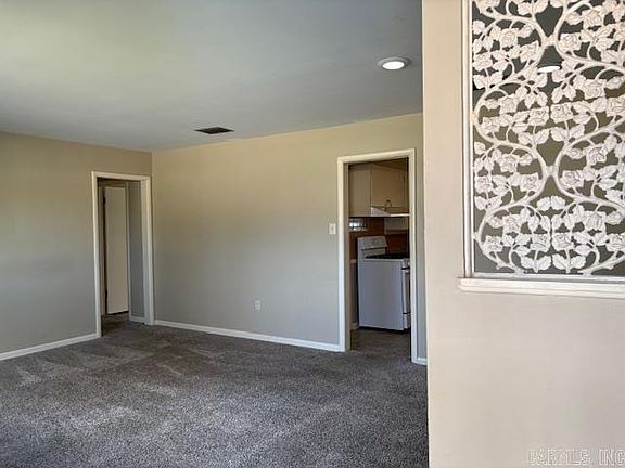 4th image of 406 Highhill Rd