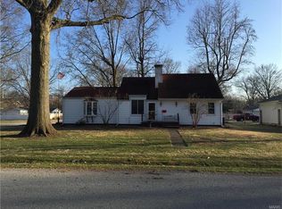1410 Abbott St, Carlyle, IL