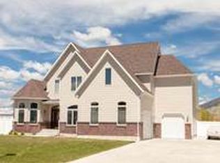 3 Holly Ln, Butte, MT 59701