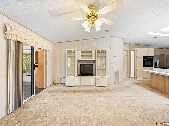 5th image of 8206 Country Club Dr