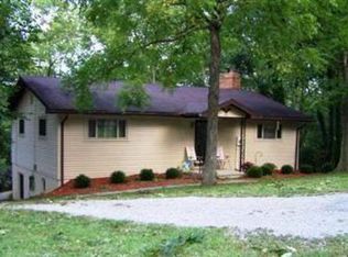 202 Azalea Ct, Carlisle, KY 40311