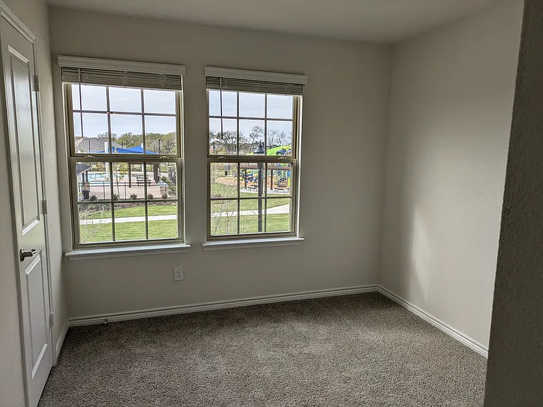 1515 Blossom Court Dr — Photo 8