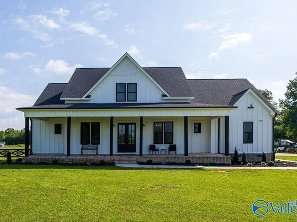 1719 Gurley Pike, Gurley, AL 35748