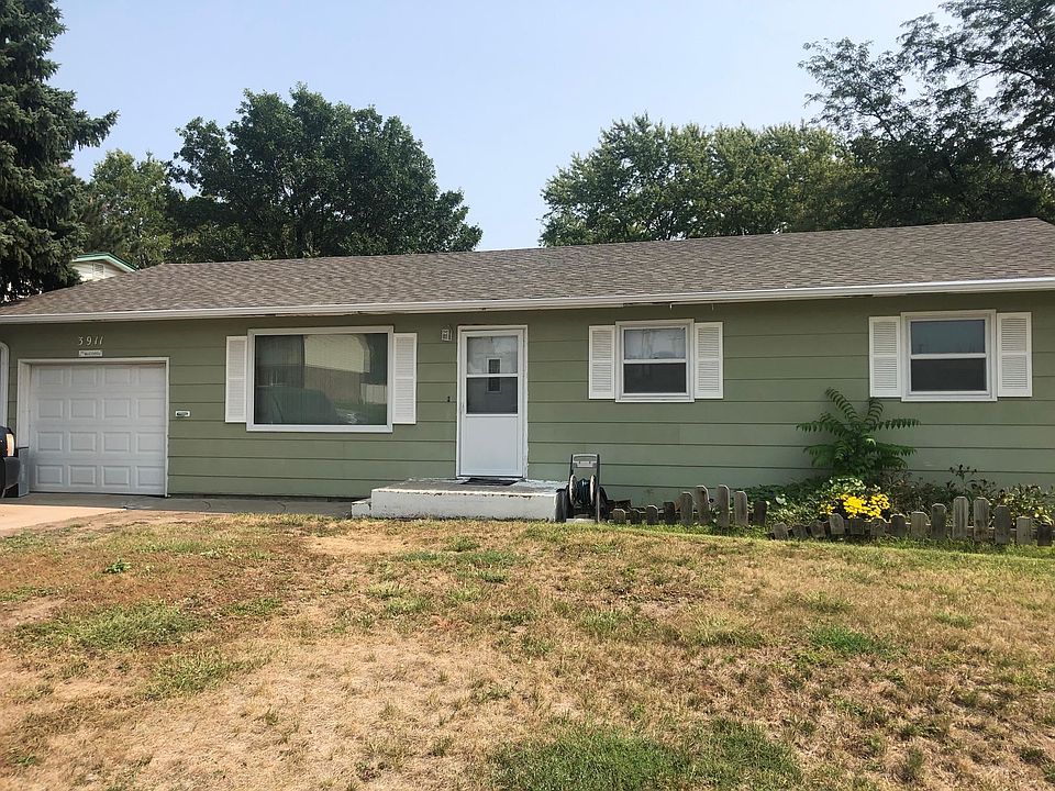 3911 Pony Express Rd, Kearney, NE 68847 Zillow