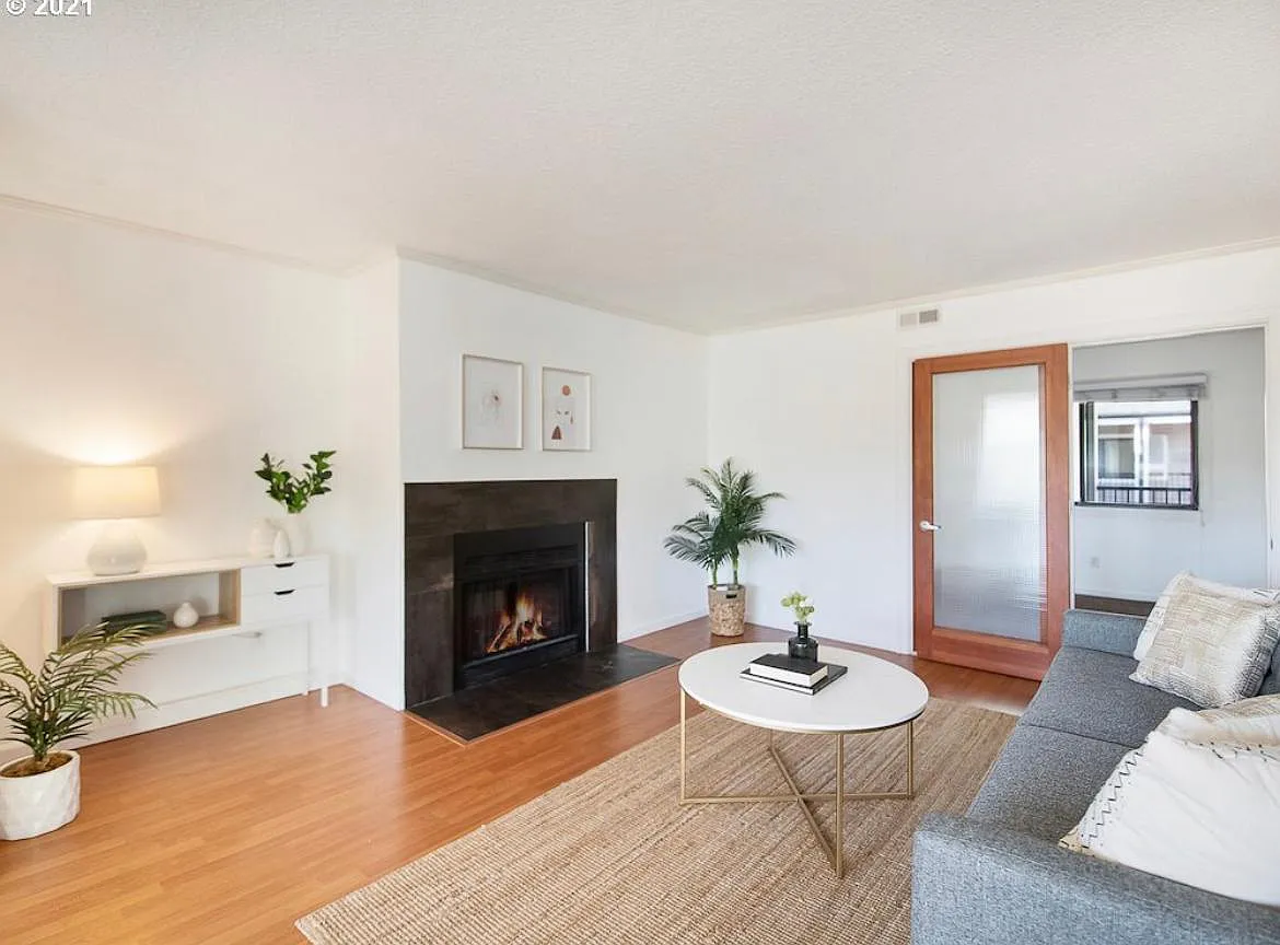 6600 SE Division St — Photo 3