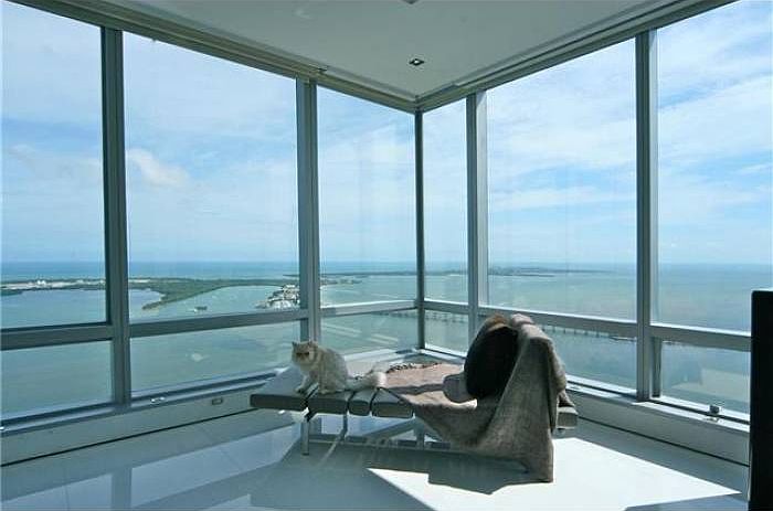 1st image of 1425 Brickell Ave APT 70F