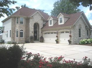 315 Earl Ave, Joliet, IL