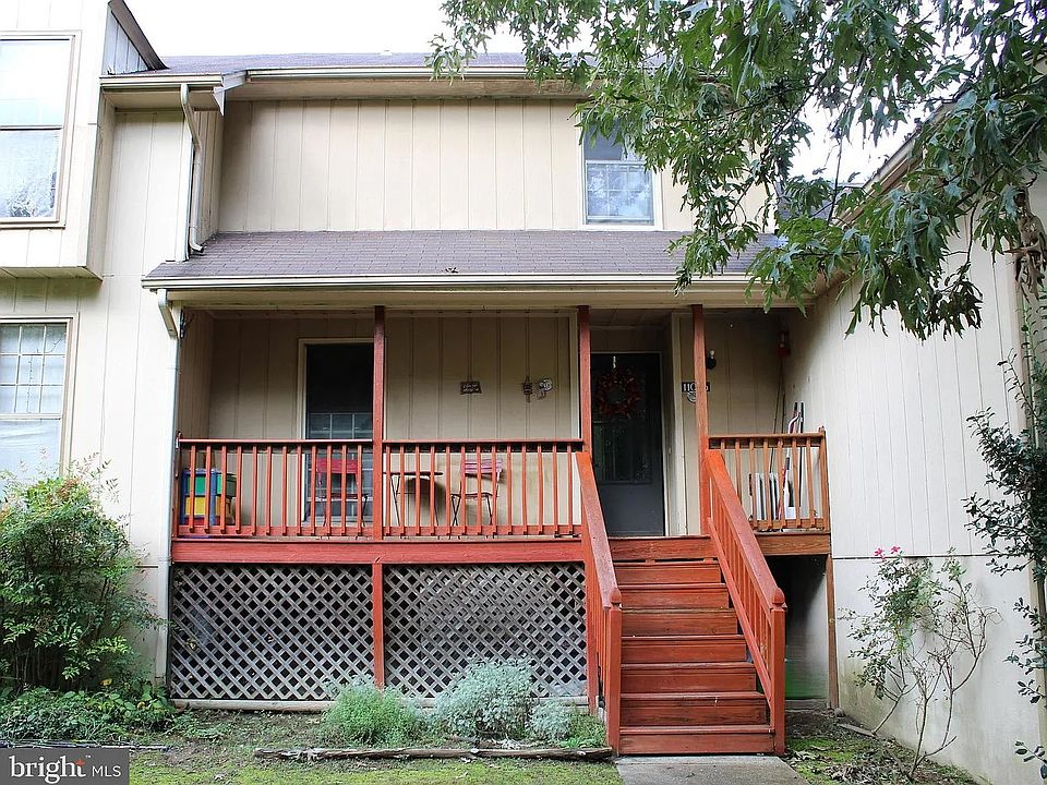 1st image of 11056 Vernon Woods Dr #6
