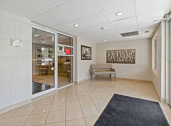 2nd image of 720 Creekside Dr Unit 309