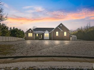 19 Lorali Way, Monroe Township, NJ 08831