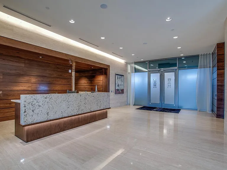 1212 Laurel St #1710 — Photo 4