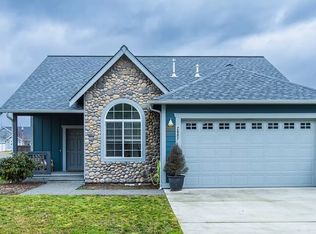 2007 Feather Dr, Lynden, WA 98264
