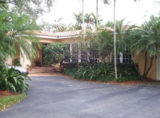 5612 Sardinia St, Coral Gables, FL 33146