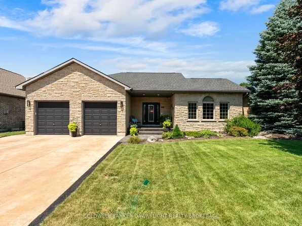 51 Snider Cres, South Huron, ON N0M 1S2