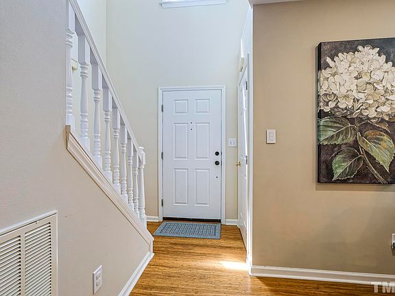 4th image of 4912 Cedar Glen Dr