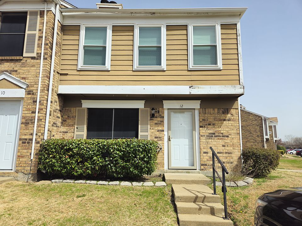 1st image of 713 Lee St #12