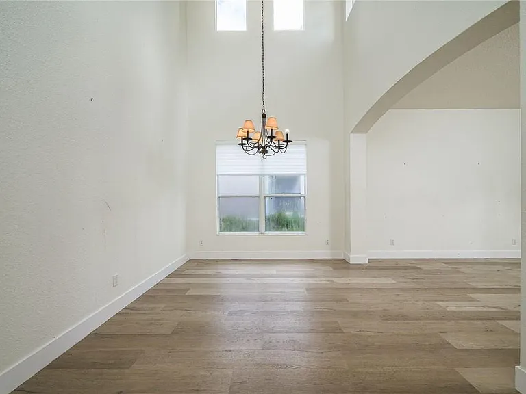 19364 S Whitewater Ave — Photo 6