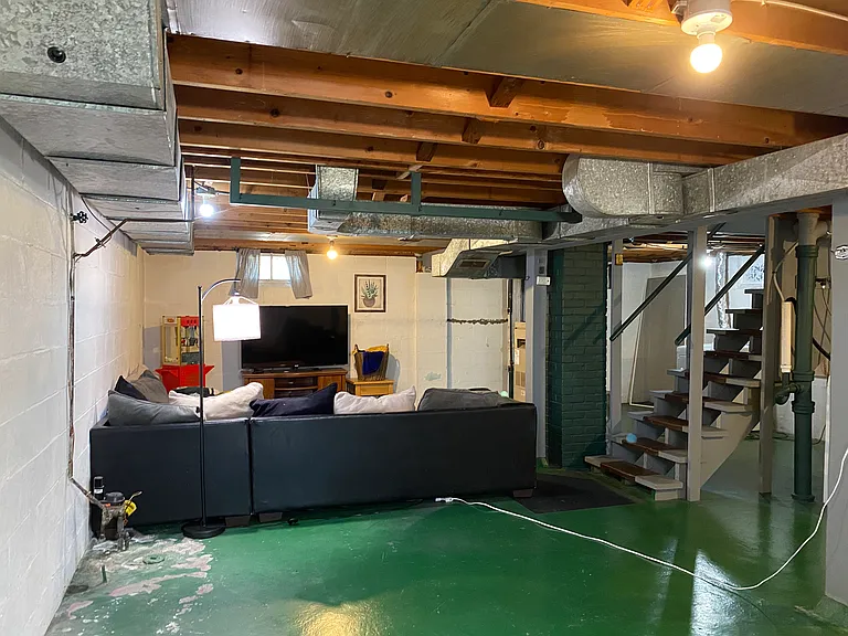 2150 Hyde Ave — Photo 28