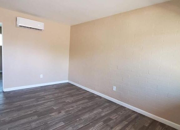 5th image of 4302 E Bellevue St APT U