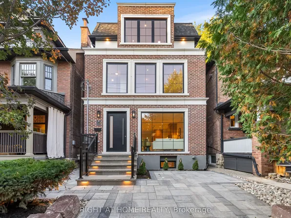98 Dixon Ave, Toronto, ON M4L 1N7