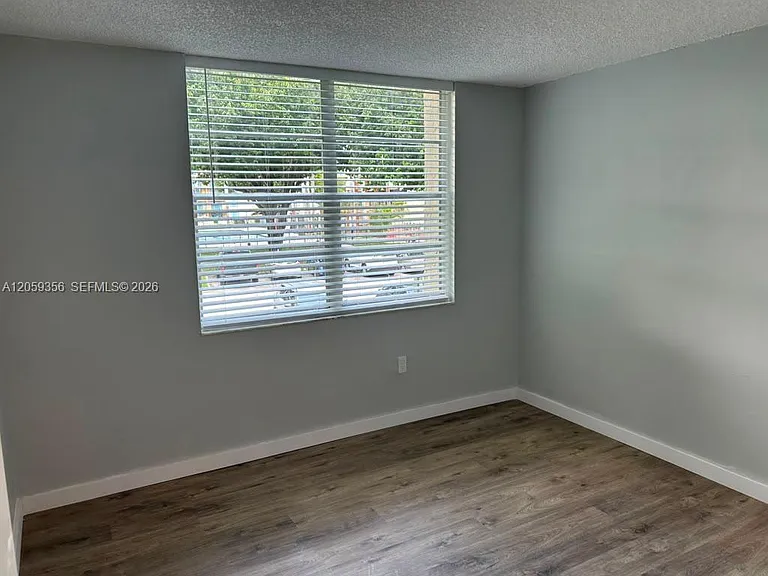 9320 Fontainebleau Blvd #214 — Photo 25