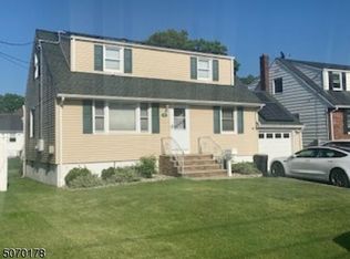 33 No 10 St, Kenilworth, NJ 07033