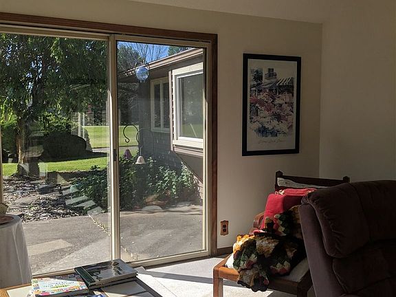 3rd image of 6127 S Derby Dr