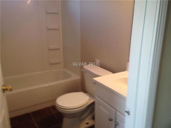 3rd image of 660 Avenue H