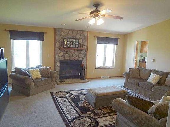 2nd image of 2175 E Ash Ct