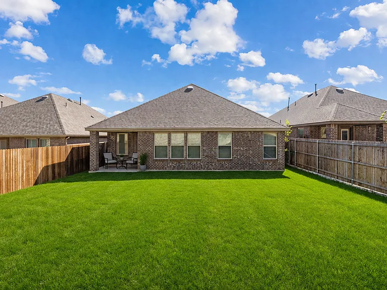 3609 Sabine Dr — Photo 35